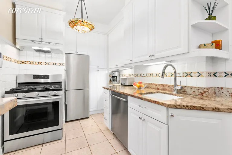 New York City Real Estate | View 243 West 70th Street, 4D | Eat-in Windowed Kitchen | View 3