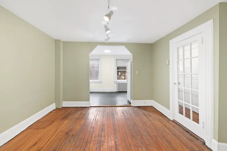 New York City Real Estate | View 356 16th Street, 1 | 2 | View 2