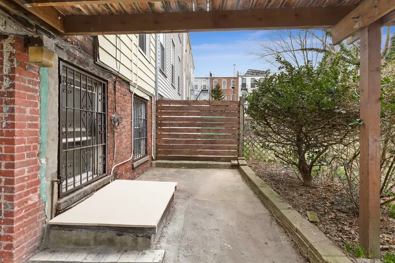 New York City Real Estate | View 356 16th Street, 1 | 4 | View 4