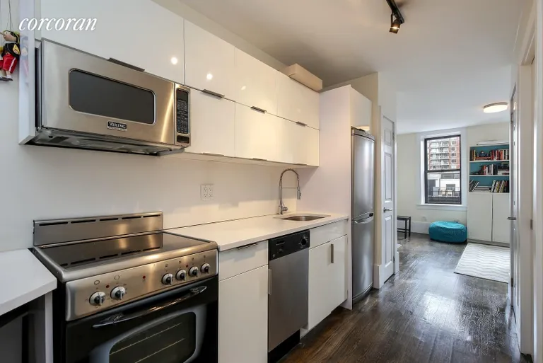 New York City Real Estate | View 256 West 15th Street, 5FW | room 1 | View 2