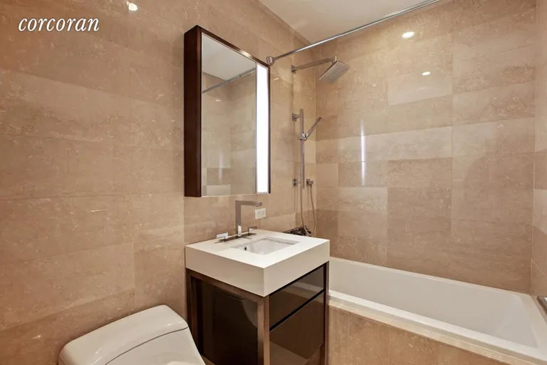New York City Real Estate | View 75 Wall Street, 36MN | Master Bathroom | View 10