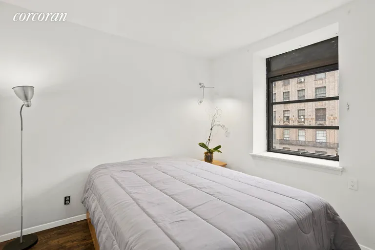 New York City Real Estate | View 100 West 72Nd Street, 3A |   | View 4