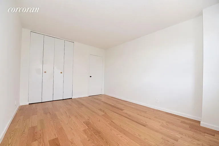 New York City Real Estate | View 47-50 59th Street, 2D | room 5 | View 6
