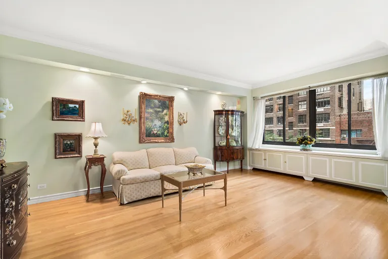 New York City Real Estate | View 350 East 72nd Street, 5B | 2 Beds, 2 Baths | View 1