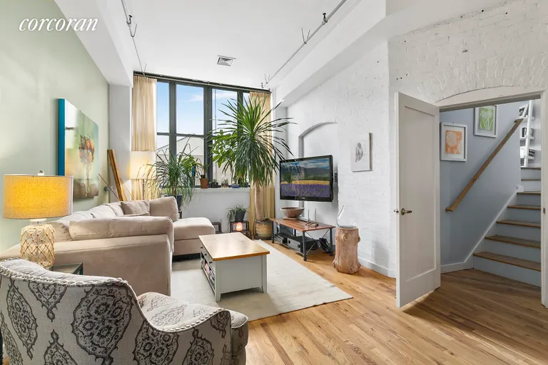 New York City Real Estate | View 105 Lexington Avenue, 1C | Living Area with South Facing Windows | View 4