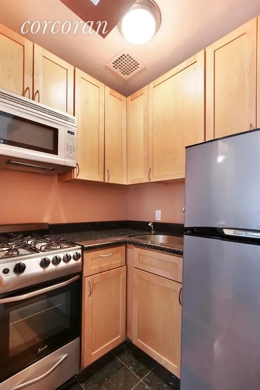 New York City Real Estate | View 415 West 57th Street, 4B | Kitchen | View 4