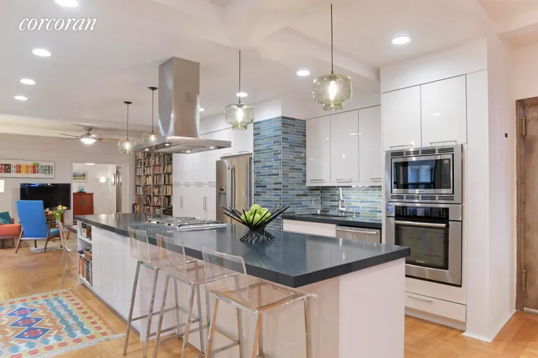 New York City Real Estate | View 135 Eastern Parkway, 9G | 4 Beds, 3 Baths | View 1