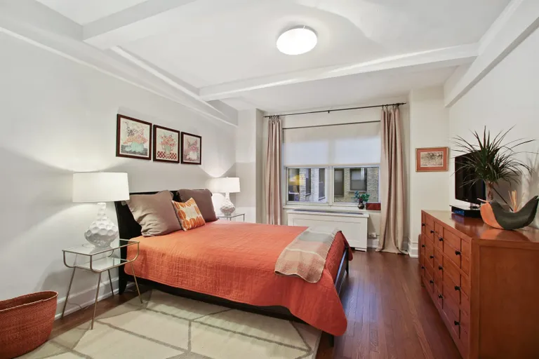 New York City Real Estate | View 400 East 52Nd Street, 3J | Master Bedroom | View 7