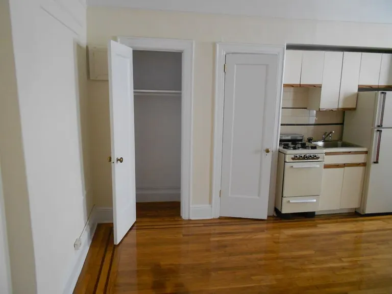 New York City Real Estate | View 558 11th Street, 4D | room 4 | View 5
