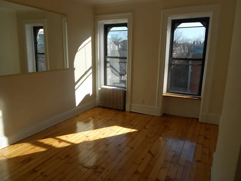 New York City Real Estate | View 342 7th Avenue, 4 | room 1 | View 2