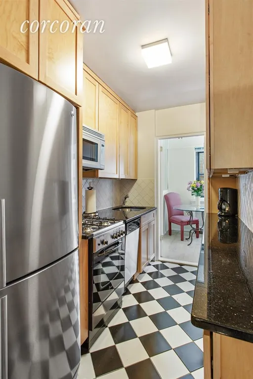 New York City Real Estate | View 176 East 77th Street, 10C | Kitchen | View 5