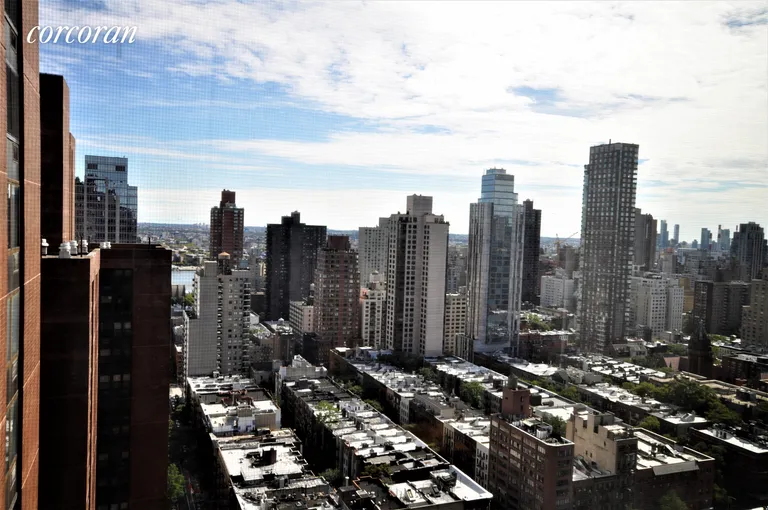 New York City Real Estate | View 1641 Third Avenue, 29C | room 22 | View 23