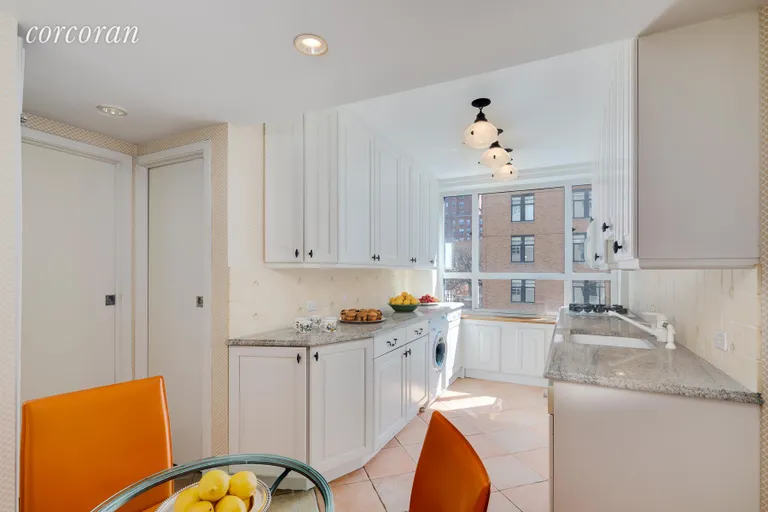 New York City Real Estate | View 15 East 91st Street, 7B | room 3 | View 4