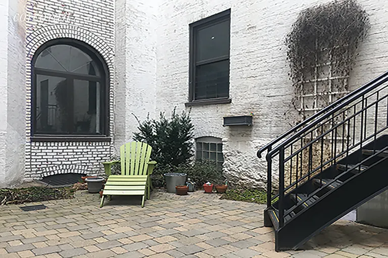 New York City Real Estate | View 179 Ocean Parkway, 3C | Outdoor Courtyard | View 9