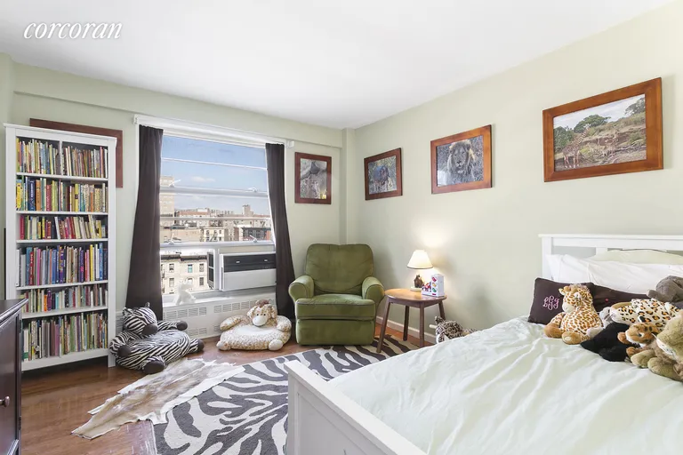 New York City Real Estate | View 100 La Salle Street, 10A | room 3 | View 4