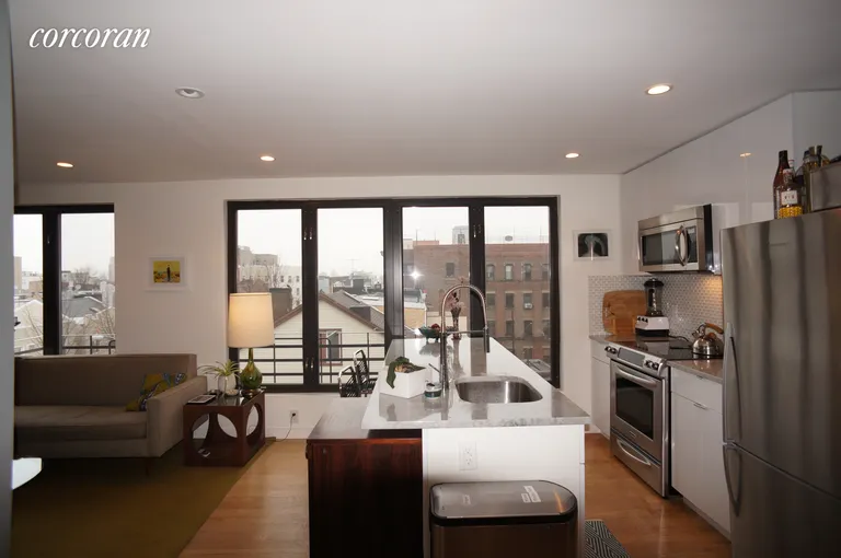 New York City Real Estate | View 292 Manhattan Avenue, 5 | room 5 | View 6