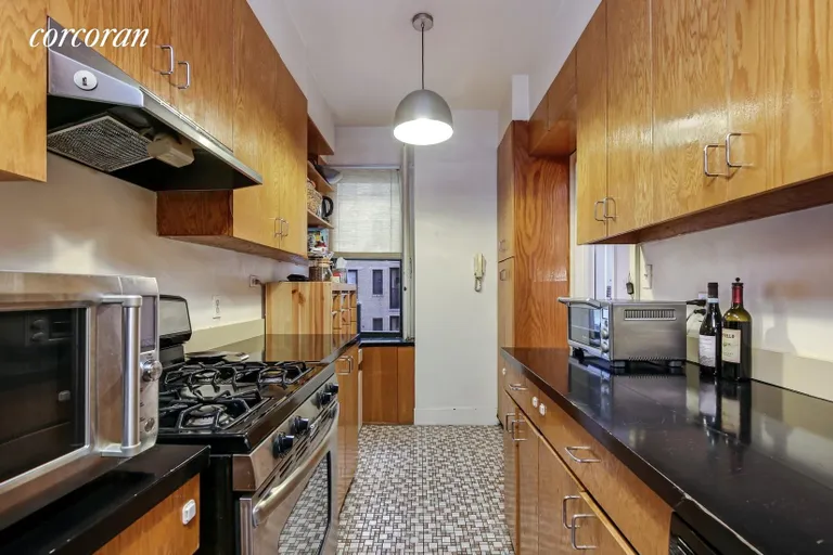 New York City Real Estate | View 135 Eastern Parkway, 7J | room 2 | View 3