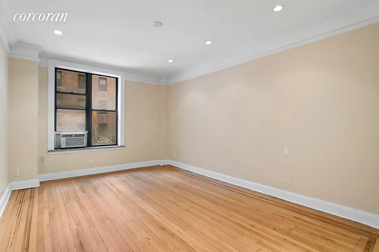 New York City Real Estate | View 146 East 49th Street, 3A | Large Bedroom | View 5