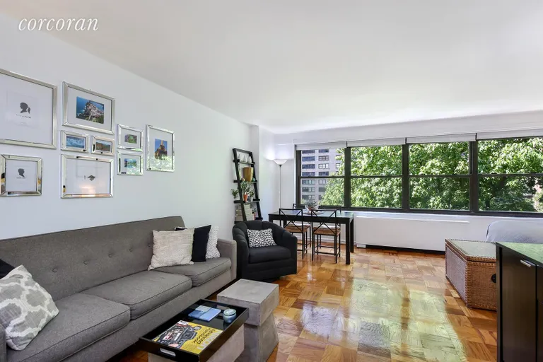 New York City Real Estate | View 180 West End Avenue, 4J | Living Room | View 2