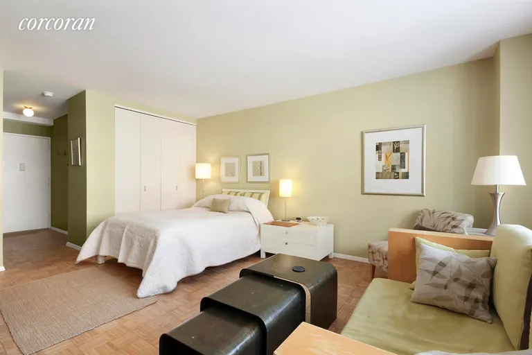 New York City Real Estate | View 350 West 50th Street, 12A | room 7 | View 8