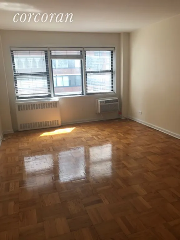 New York City Real Estate | View 333 East 75th Street, 9D | 1 Bath | View 1