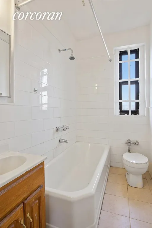 New York City Real Estate | View 120 West 138th Street, 6A | Bathroom | View 5
