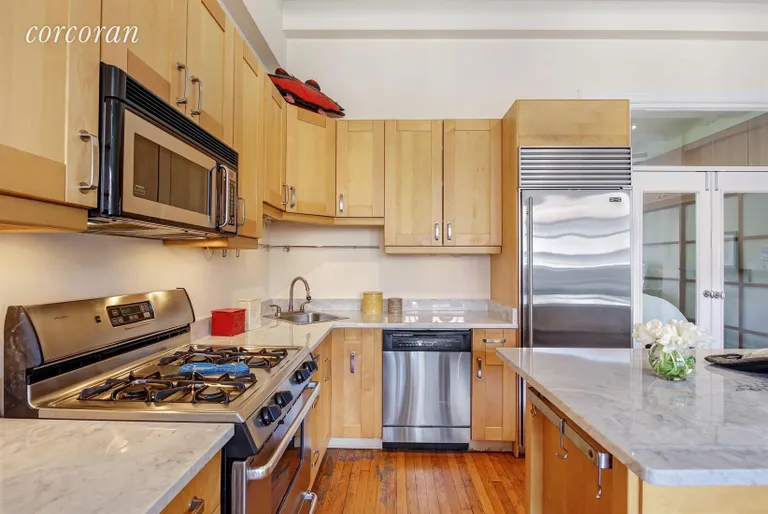 New York City Real Estate | View 54 West 74th Street, 503 | Kitchen | View 2