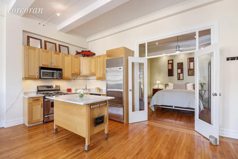 New York City Real Estate | View 54 West 74th Street, 503 | Kitchen  | View 3