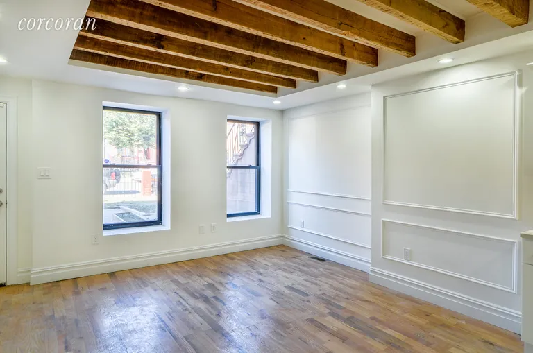 New York City Real Estate | View 746 Lexington Avenue, GRDN | Open Living Room | View 2