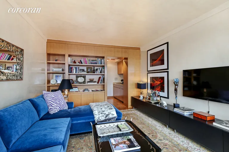 New York City Real Estate | View 300 East 74th Street, 26D | Spacious Living Room | View 4