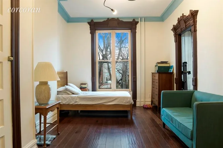New York City Real Estate | View 813 Halsey Street, 2 | room 3 | View 4