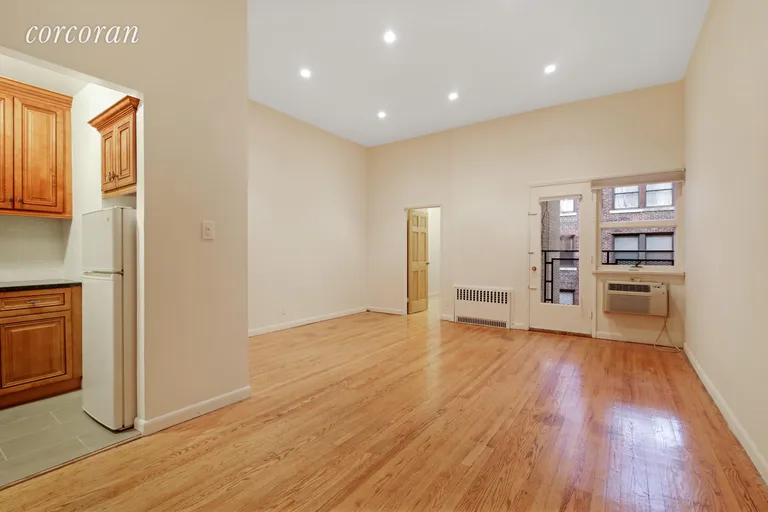 New York City Real Estate | View 27 West 71st Street, 4-B | 1 Bed, 1 Bath | View 1