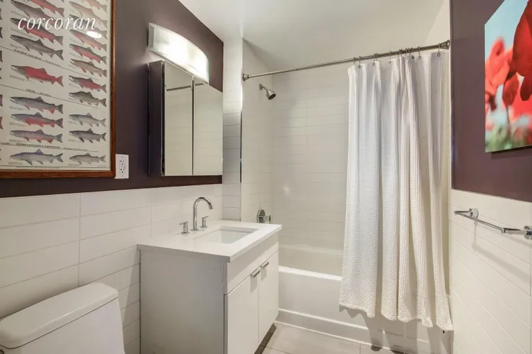 New York City Real Estate | View 100 Congress Street, 502 | 2nd bathroom | View 8