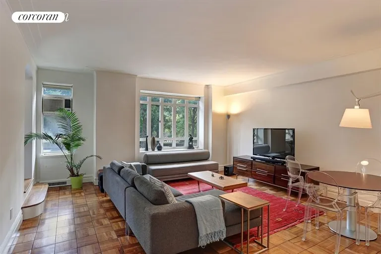 New York City Real Estate | View 25 Central Park West, 2P | room 1 | View 2