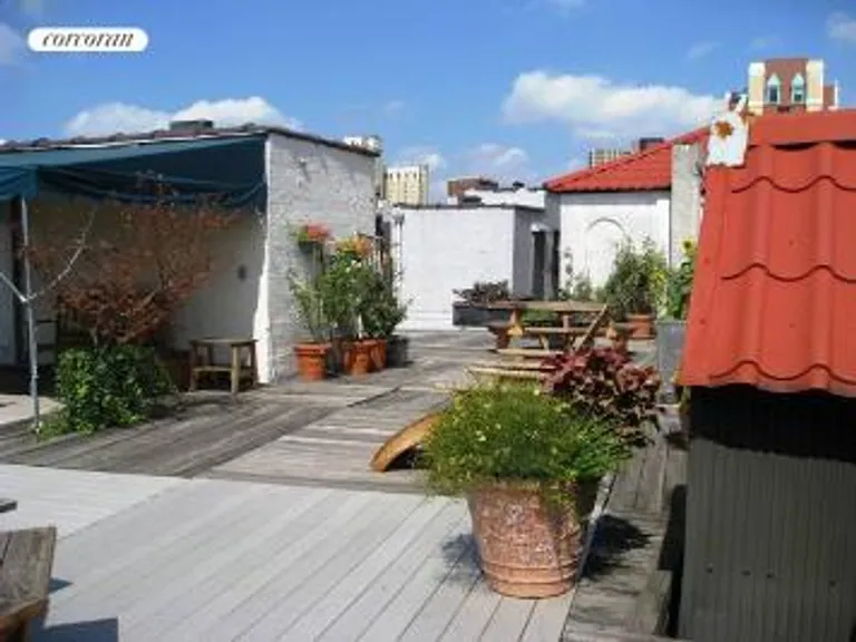 New York City Real Estate | View 153 Joralemon Street, 5R | Common Roof Deck | View 6