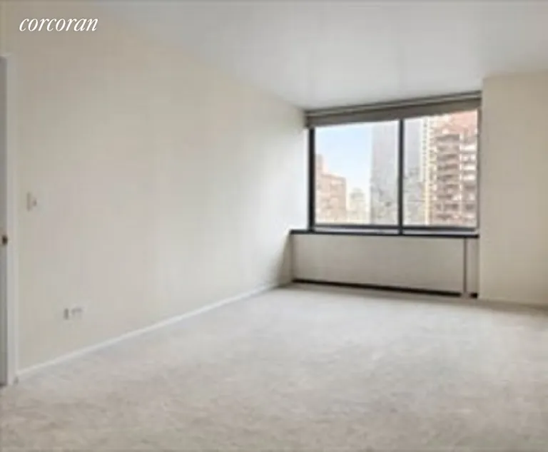 New York City Real Estate | View 111 West 67th Street, 22B | room 3 | View 4
