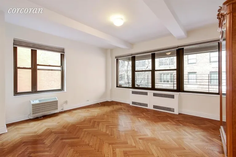 New York City Real Estate | View 177 East 77th Street, 5D | room 7 | View 8