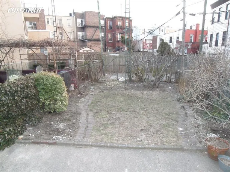New York City Real Estate | View 186 Engert Avenue, 1 | room 5 | View 6