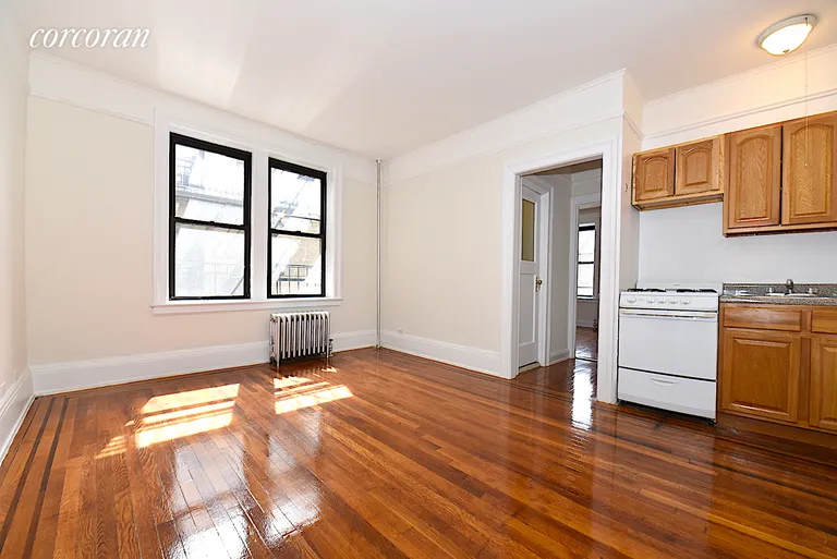 New York City Real Estate | View 25-41 30th Road, 5G | 1 Bed, 1 Bath | View 1