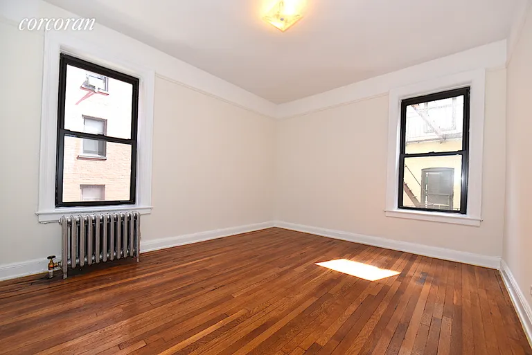New York City Real Estate | View 25-41 30th Road, 2B | room 3 | View 4