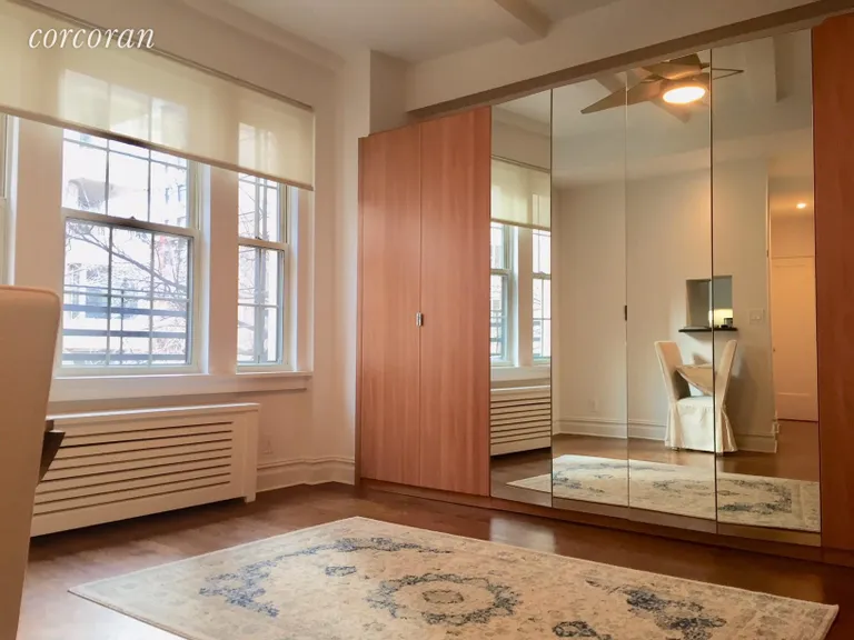 New York City Real Estate | View 25 Fifth Avenue, 2A | 1 Bath | View 1