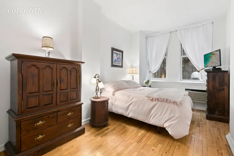 New York City Real Estate | View 159 Madison Avenue, 3A | 6 Kingsize Master Bedroom | View 4