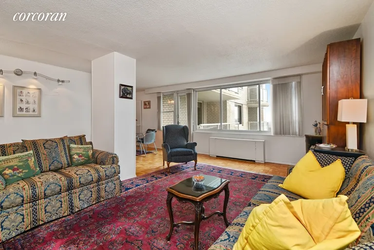 New York City Real Estate | View 3333 Henry Hudson Parkway, 17G | room 4 | View 5