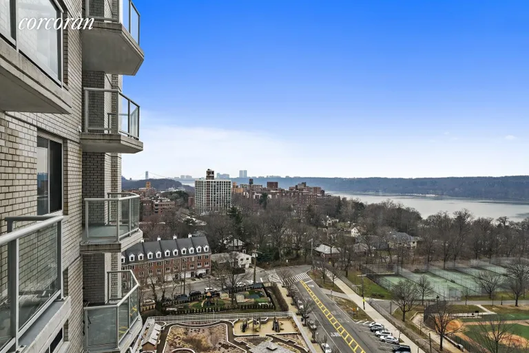 New York City Real Estate | View 3333 Henry Hudson Parkway, 17G | room 7 | View 8