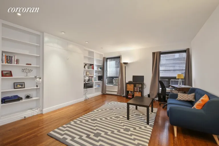 New York City Real Estate | View 250 West 88th Street, 402 | room 1 | View 2
