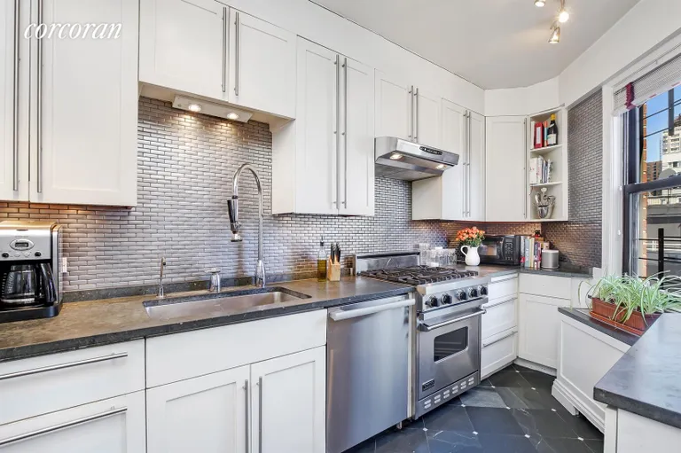 New York City Real Estate | View 220 East 67th Street, PHCD | Windowed Kitchen | View 5