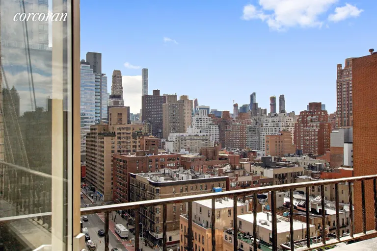New York City Real Estate | View 301 East 78th Street, 16C | City View | View 6