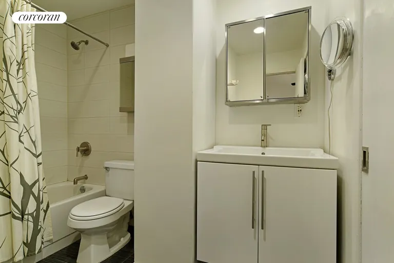 New York City Real Estate | View 443 12th Street, 4C | Renovated Bathroom | View 6