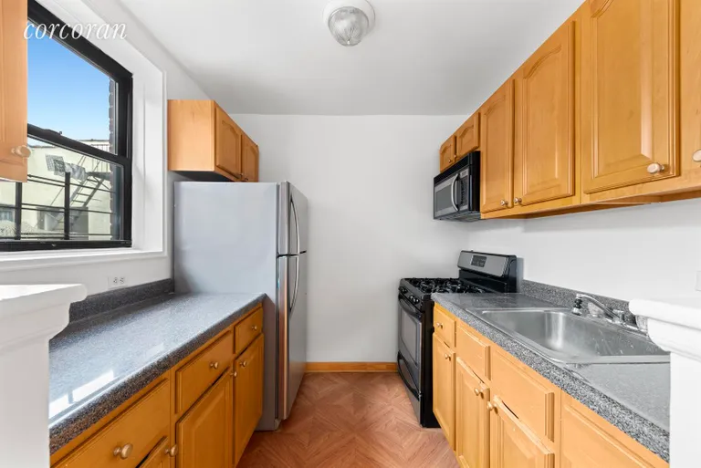 New York City Real Estate | View 488 Ocean Parkway, 6C | Kitchen | View 4