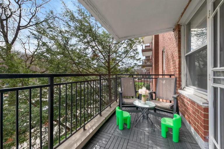 New York City Real Estate | View 800 Ocean Parkway, 2C | Balcony | View 4